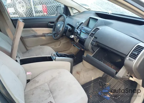 2004 Toyota Prius from USA, damaged, VIN JTDKB20U240047442